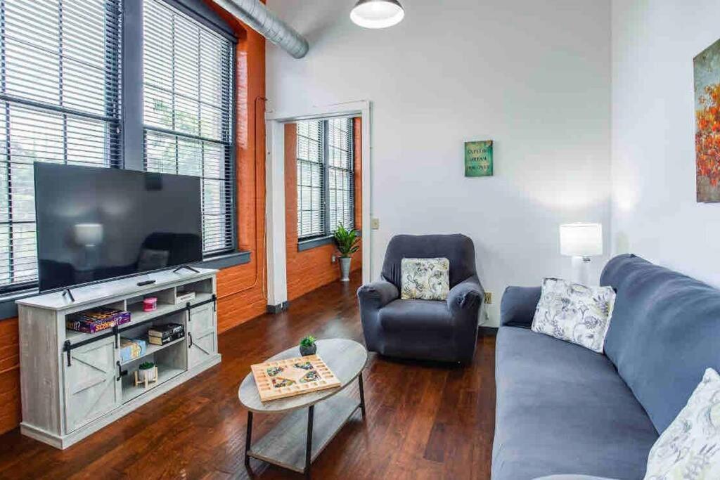 Апартаменти Ny Style Centric Loft With King Bed By Park Av. Рочестер Екстер'єр фото